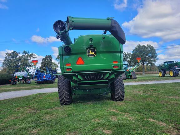 Image of John Deere S770 equipment image 3