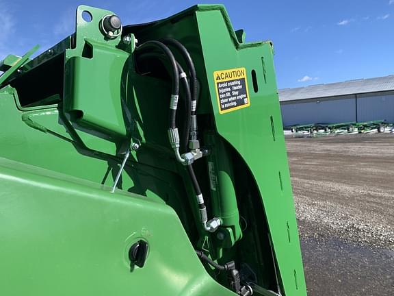 Image of John Deere S770 equipment image 1