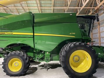 Main image John Deere S770