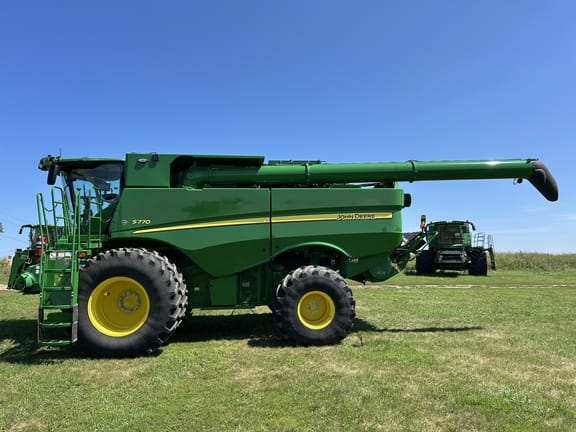 2024 John Deere S770 Equipment Image0