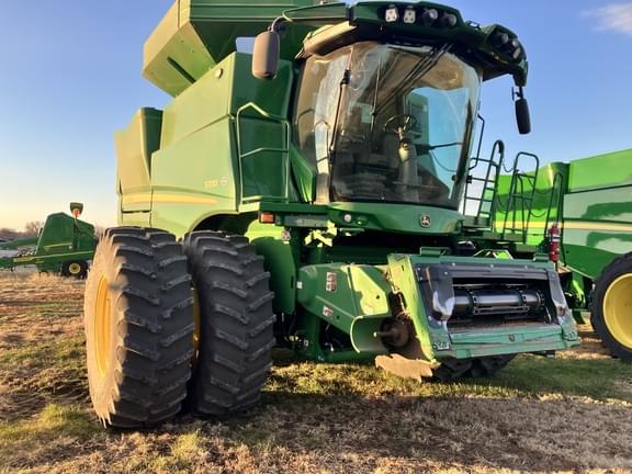 Image of John Deere S770 equipment image 2
