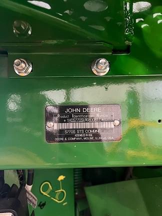 Image of John Deere S770 equipment image 2