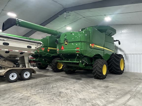 Image of John Deere S770 equipment image 3