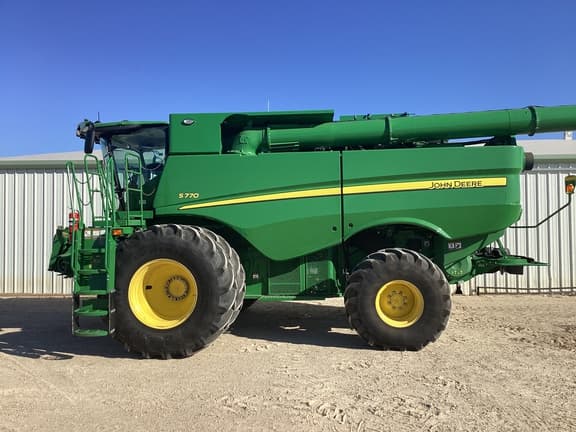 Image of John Deere S770 equipment image 1