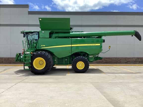 Image of John Deere S770 Primary image