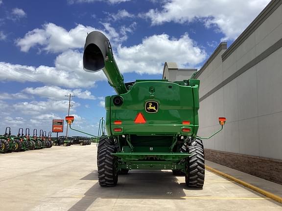 Image of John Deere S770 equipment image 3