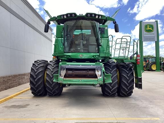 Image of John Deere S770 equipment image 2