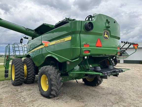 Image of John Deere S770 equipment image 2