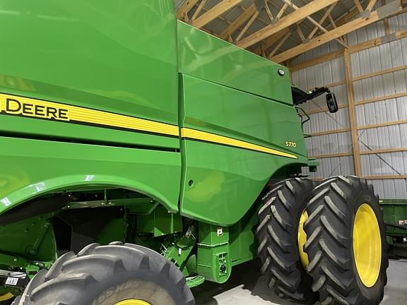 Image of John Deere S770 Primary image