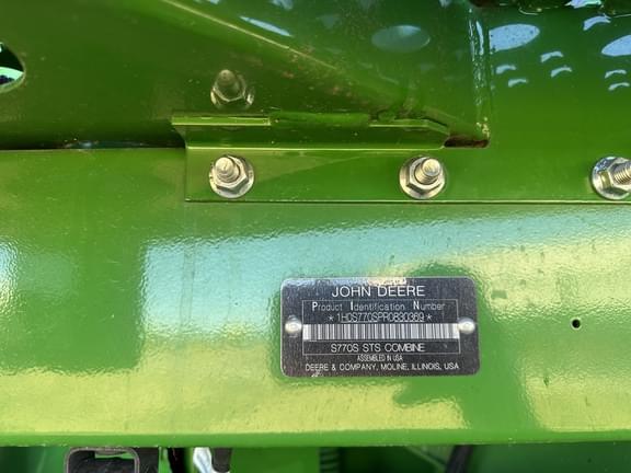 Image of John Deere S770 equipment image 1