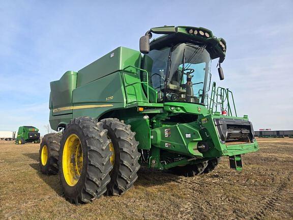 Image of John Deere S770 equipment image 3