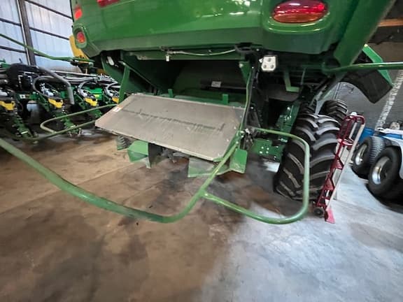 Image of John Deere S770 Image 1