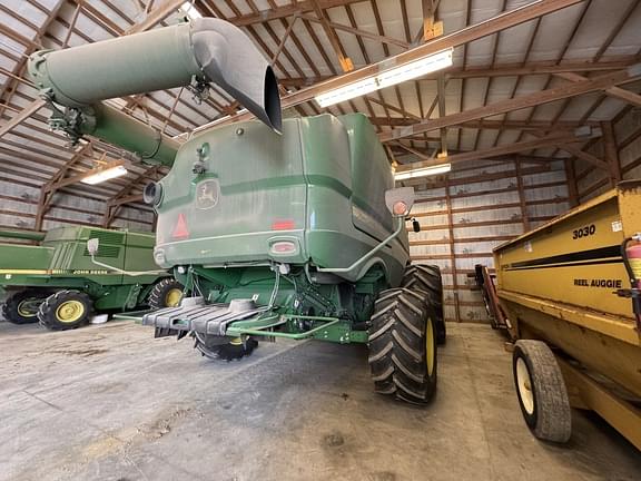 Image of John Deere S770 equipment image 4
