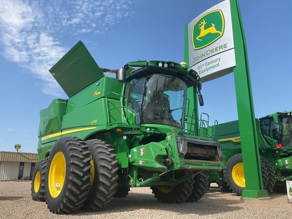 2024 John Deere S770 Equipment Image0