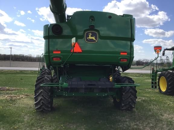 Image of John Deere S770 equipment image 3
