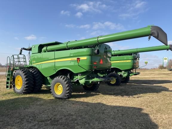 Image of John Deere S770 equipment image 2