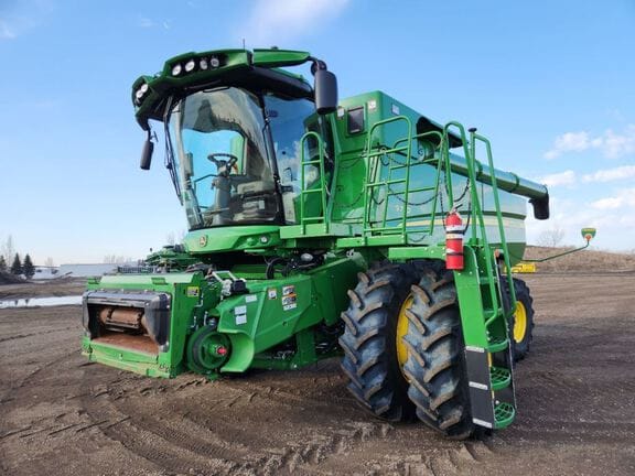 2024 John Deere S770 Equipment Image0