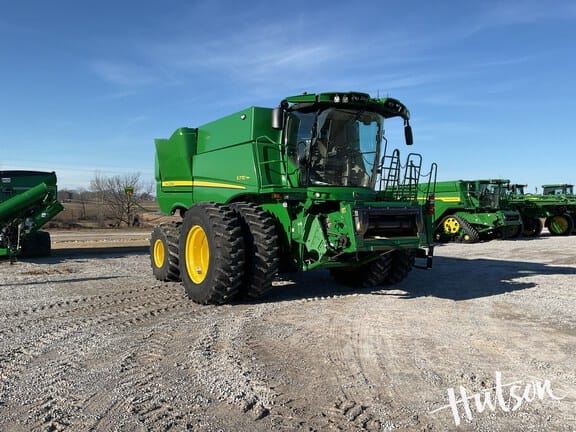 Main image John Deere S770