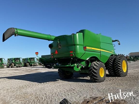 Image of John Deere S770 equipment image 2