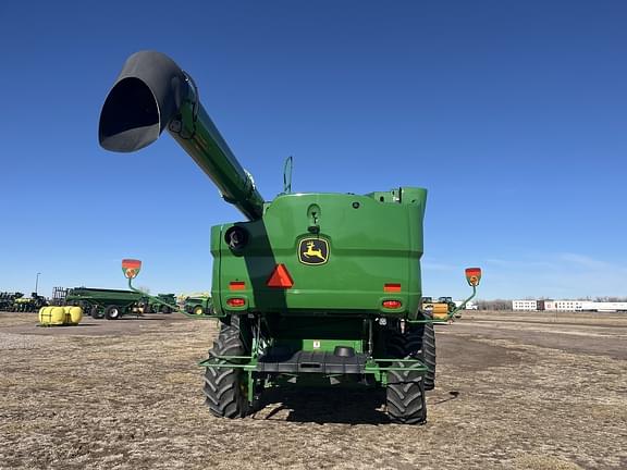 Image of John Deere S770 equipment image 4