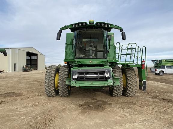 Image of John Deere S770 equipment image 4