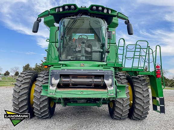 Image of John Deere S770 equipment image 1