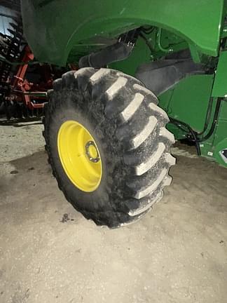 Image of John Deere S770 equipment image 1