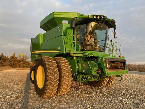 Image of John Deere S770 equipment image 2