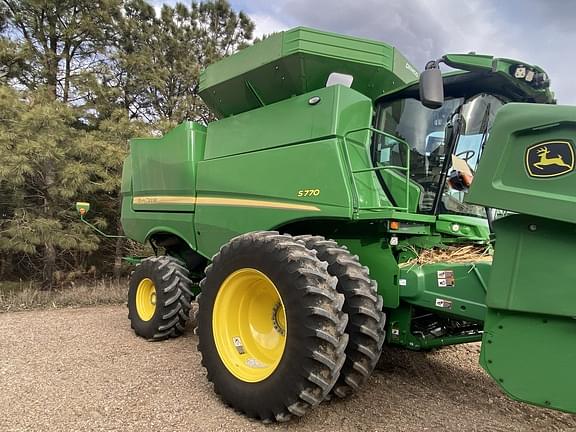 Image of John Deere S770 Primary image