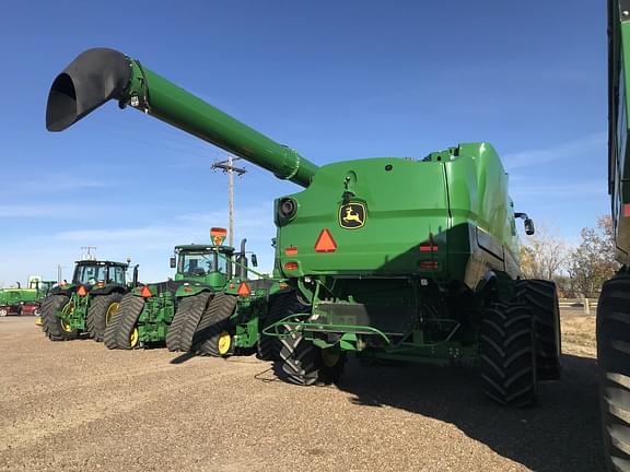 Image of John Deere S770 equipment image 3