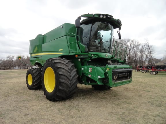 2024 John Deere S770 Equipment Image0