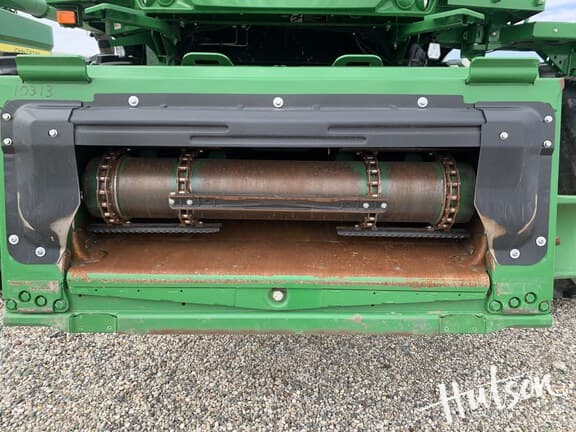 Image of John Deere S770 equipment image 4