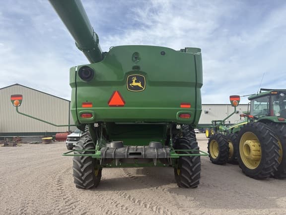 Image of John Deere S770 equipment image 4