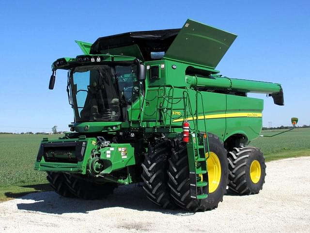 Image of John Deere S770 equipment image 2