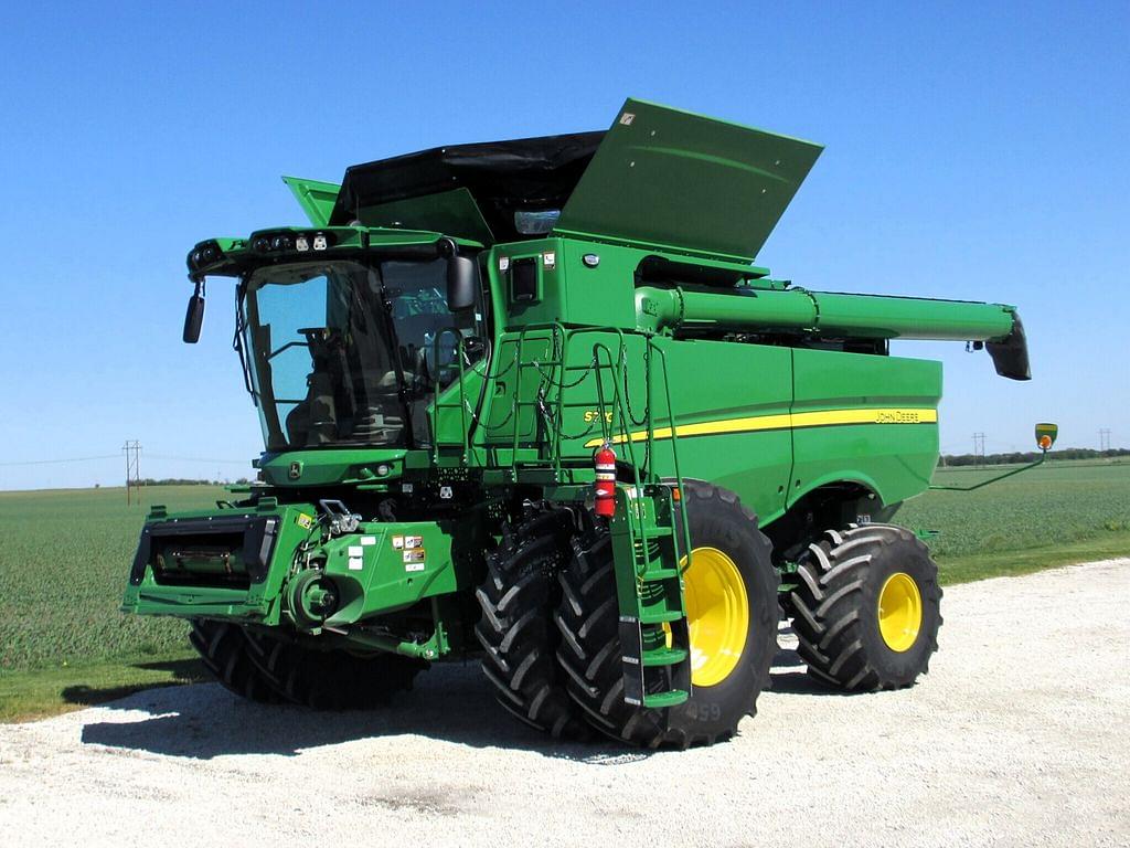 Image of John Deere S770 Primary image