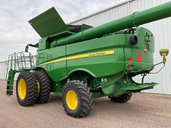 Image of John Deere S770 equipment image 2