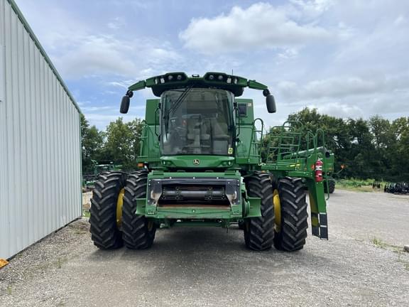 Image of John Deere S770 equipment image 1