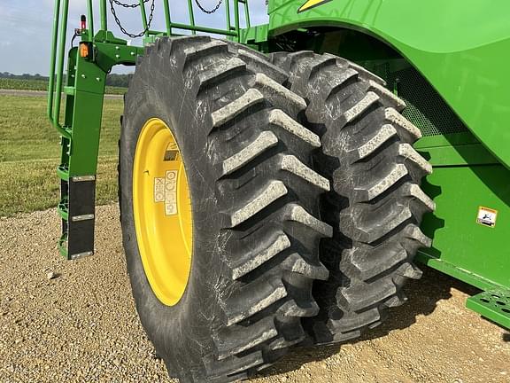Image of John Deere S770 equipment image 4