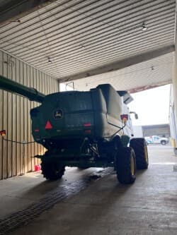 Image of John Deere S770 equipment image 3