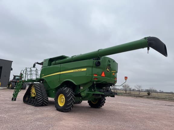 Image of John Deere S770 equipment image 3
