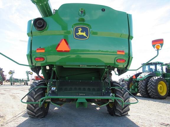 Image of John Deere S770 equipment image 3