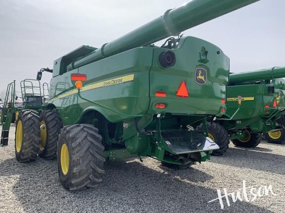 Image of John Deere S770 equipment image 2