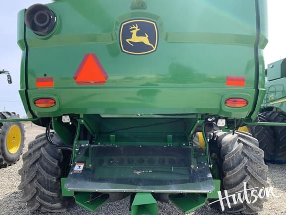 Image of John Deere S770 equipment image 4