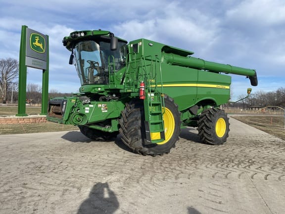 2024 John Deere S770 Equipment Image0