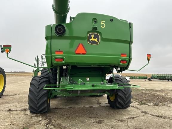 Image of John Deere S770 equipment image 3