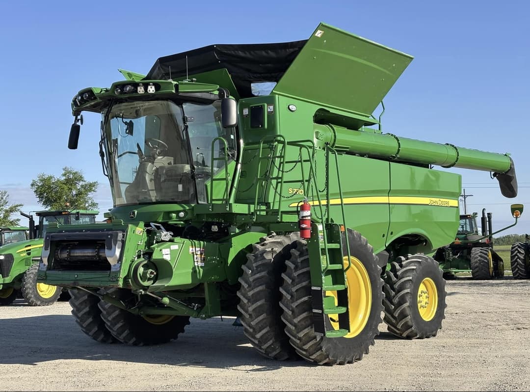 Image of John Deere S770 Primary image