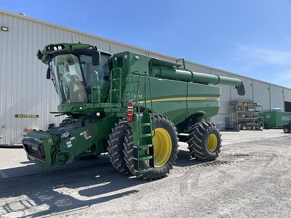 Image of John Deere S770 Primary image