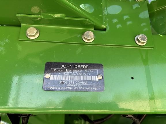 Image of John Deere S770 equipment image 2