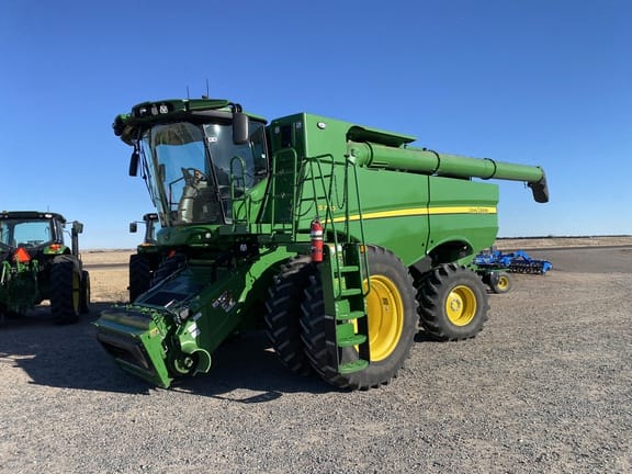 2024 John Deere S770 Equipment Image0