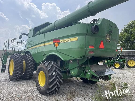 Image of John Deere S770 equipment image 3